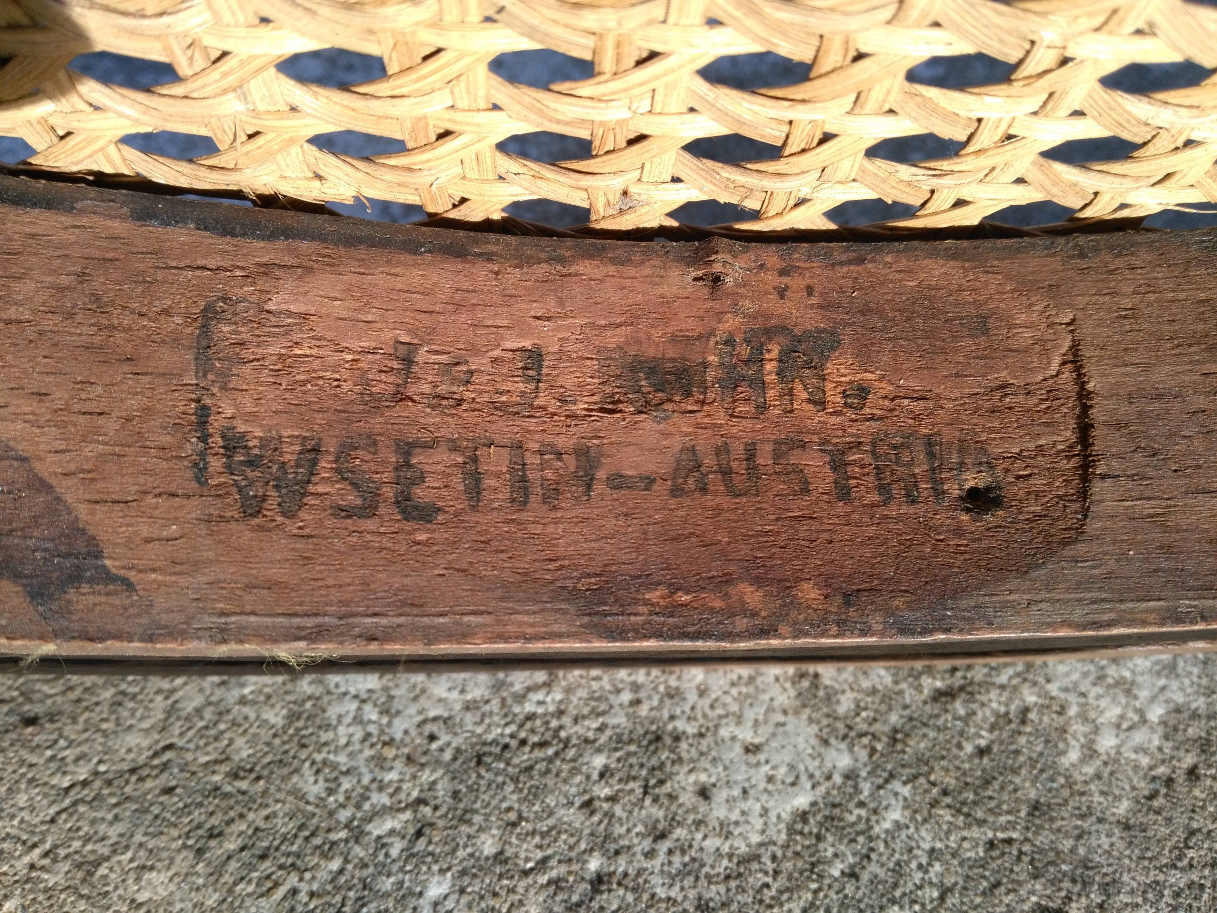 Chair J.J Kohn says "Le Corbusier"