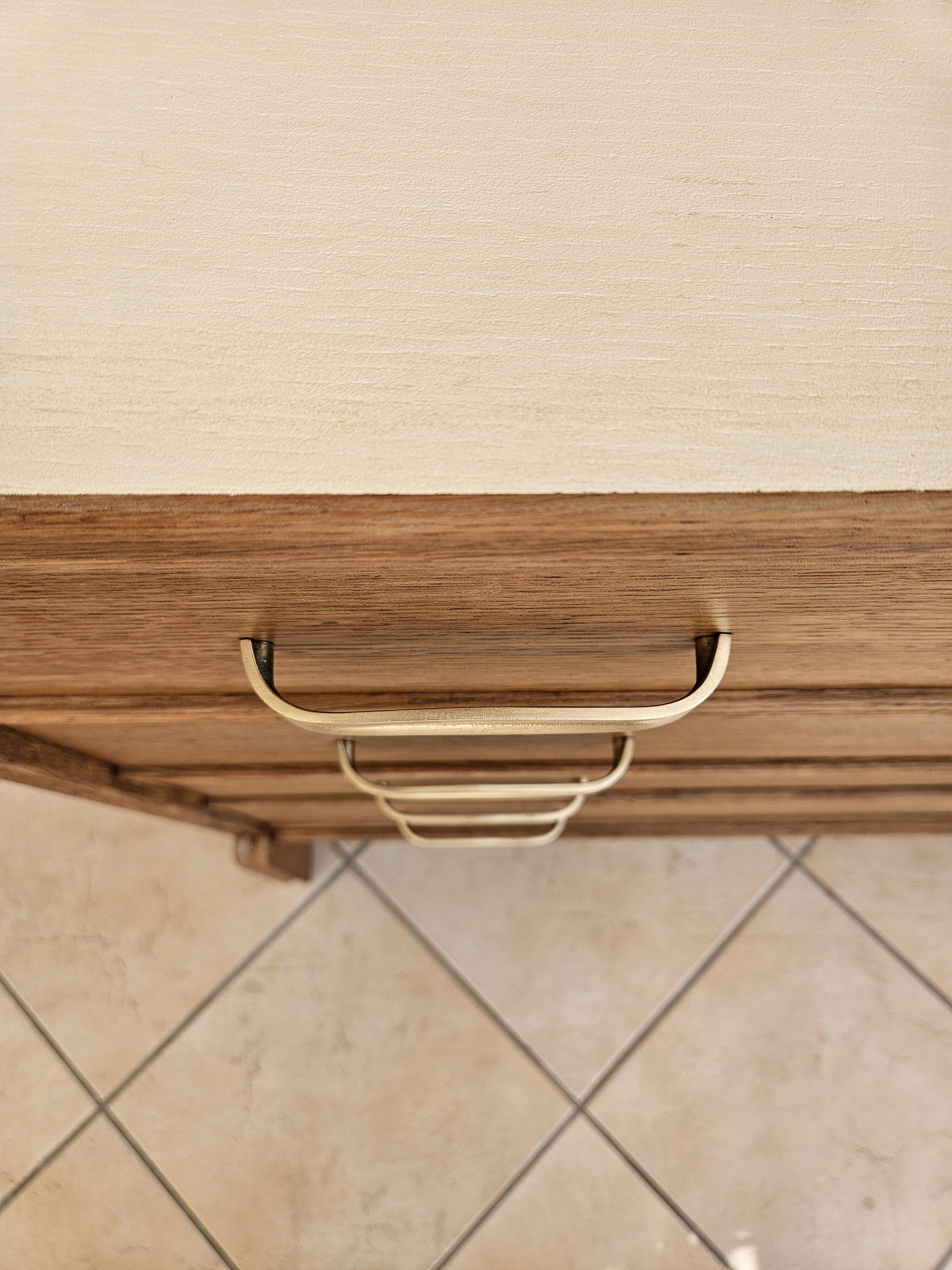 Commode vintage