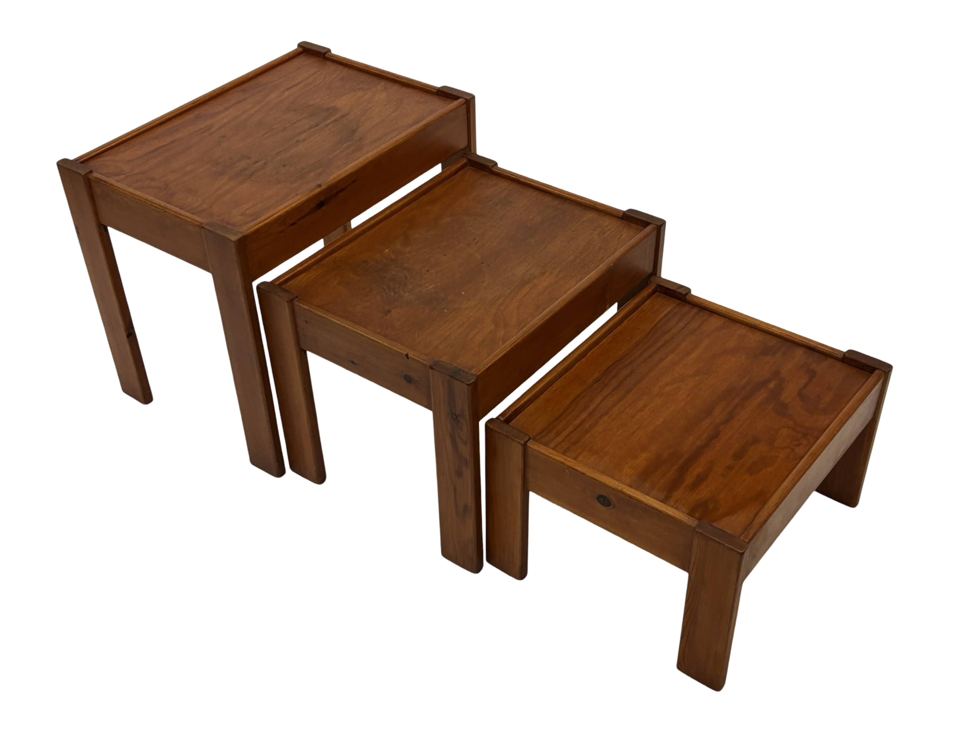 Vintage set of 3 side tables nesting pine wood 60s