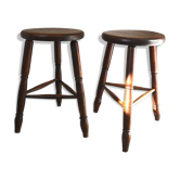 Paires de tabourets tripodes