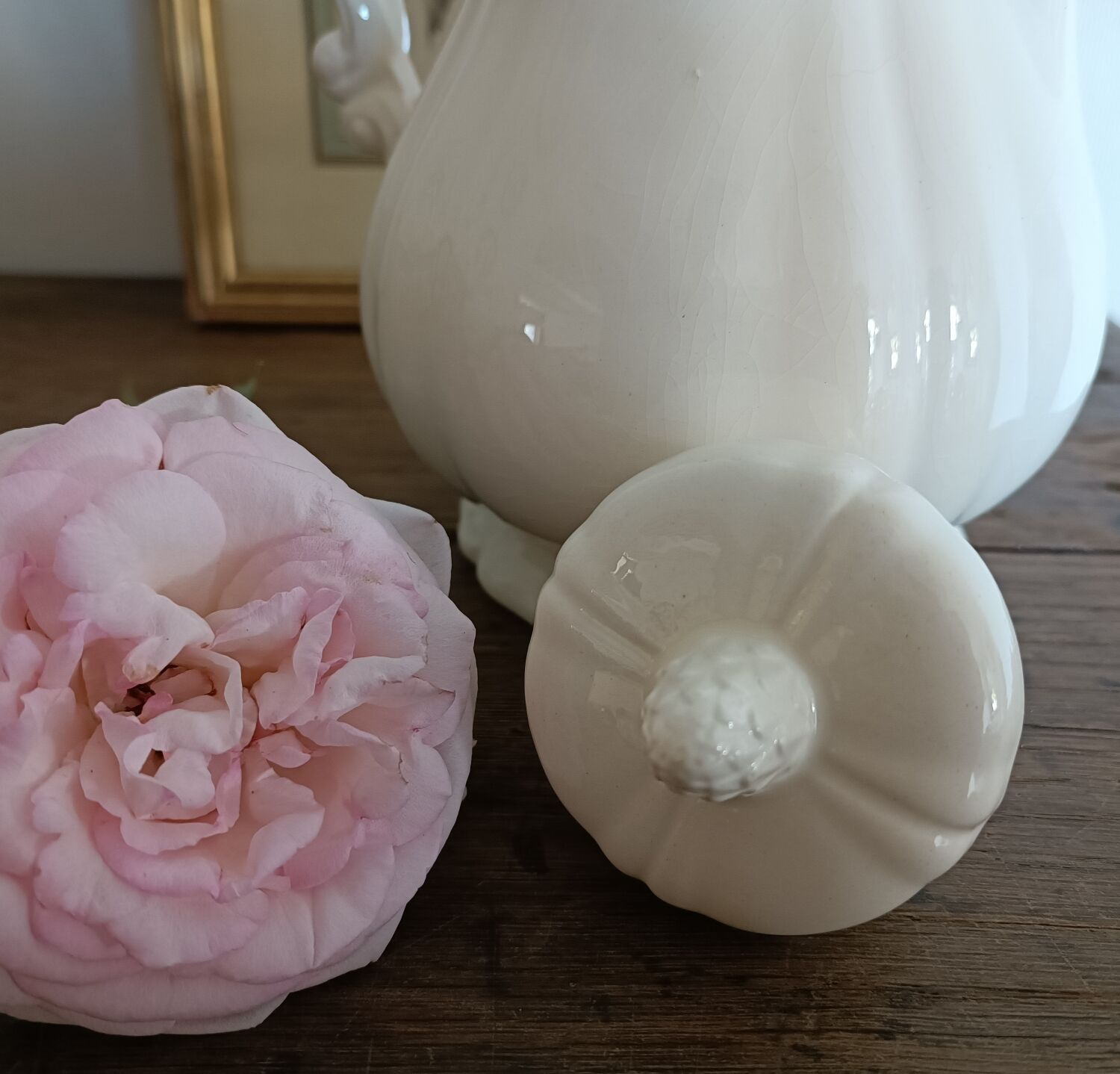 Ivory coffee maker from Sarreguemines