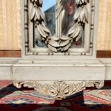 Vitrine Laquée Sculptée