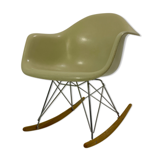 Rocking Chair par Eames