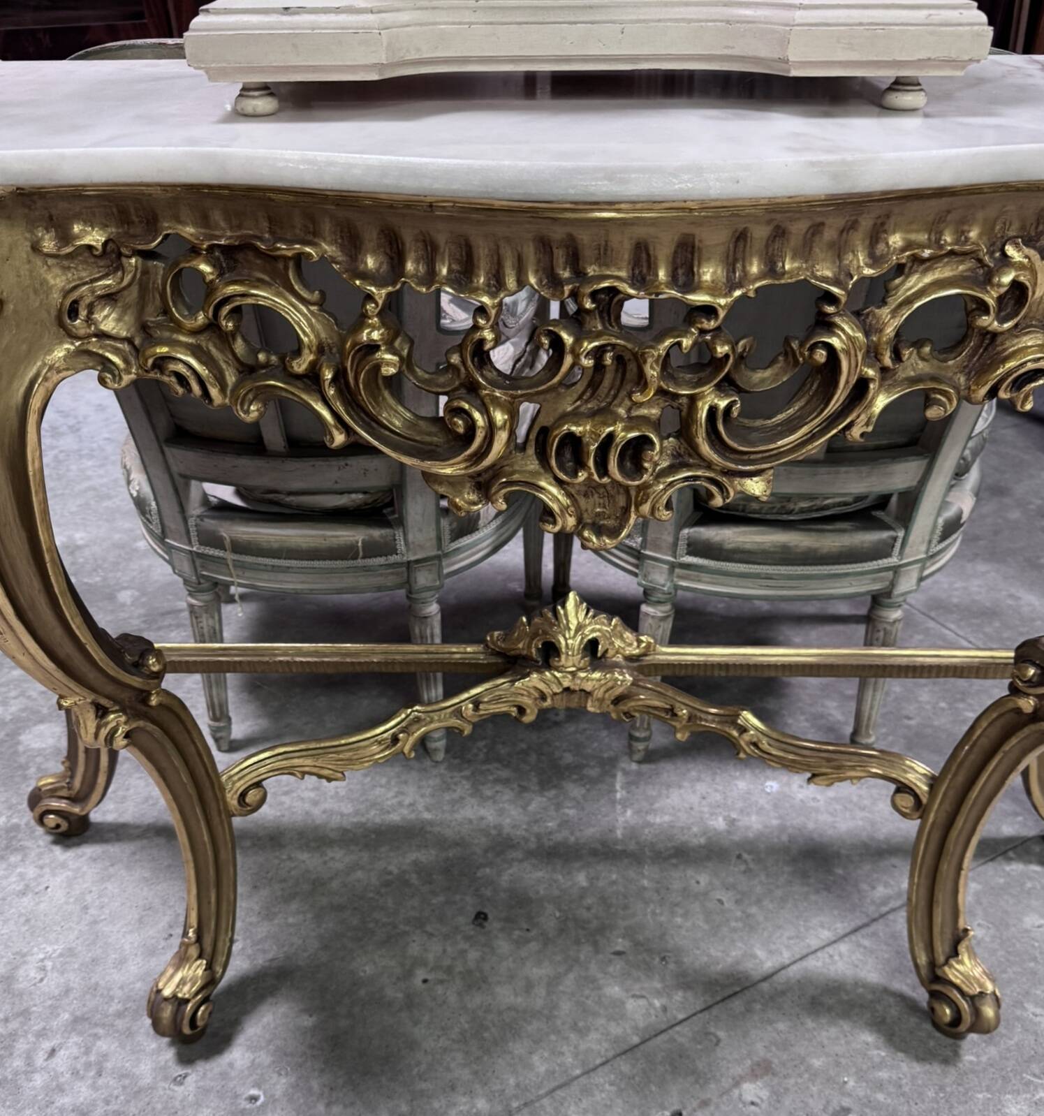 Important console in carved gilded wood – Marble top – Louis XV style