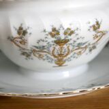 Double-spouted sauceboat from Bavaria Germany in very good condition
