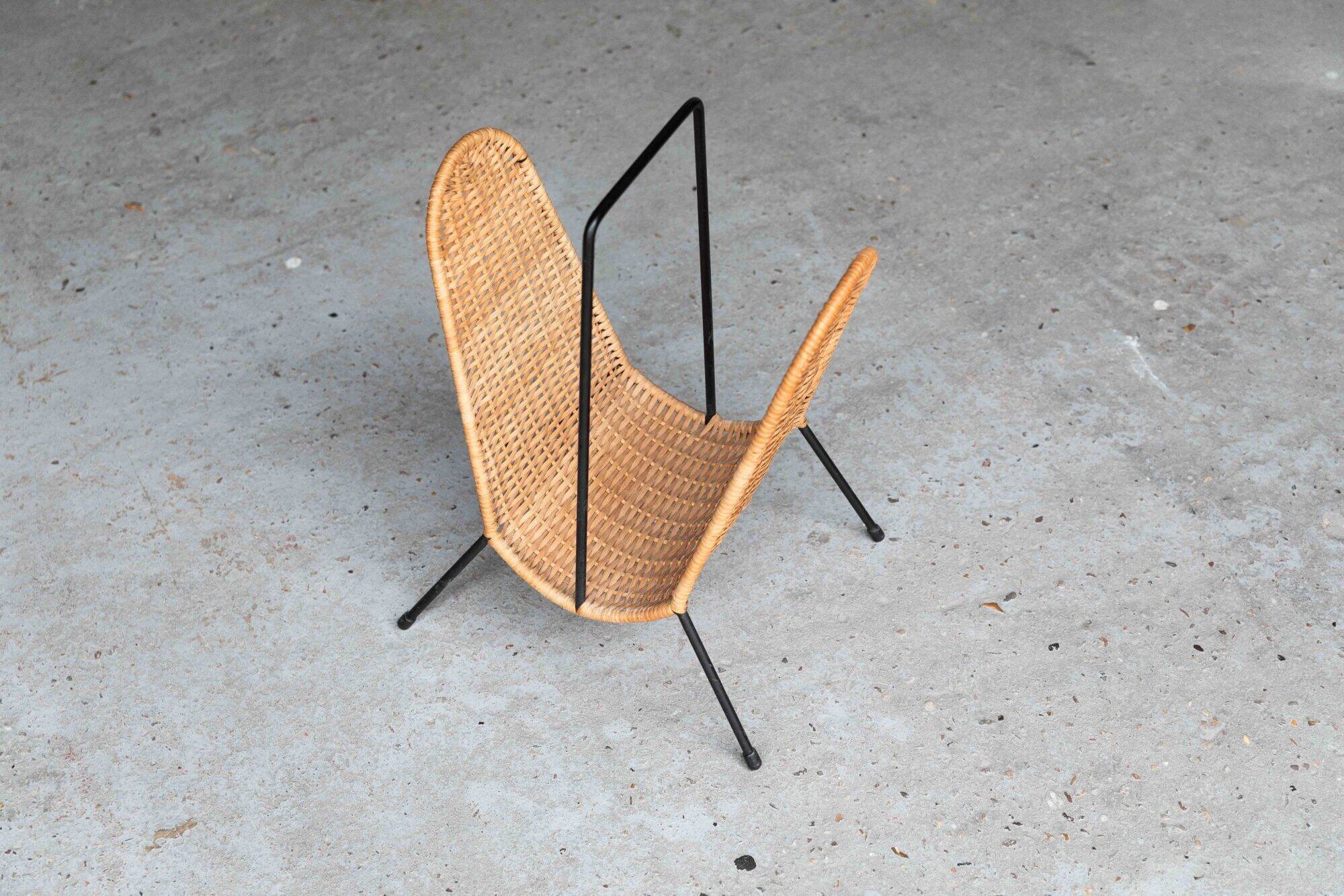 Magazine holder Danish design