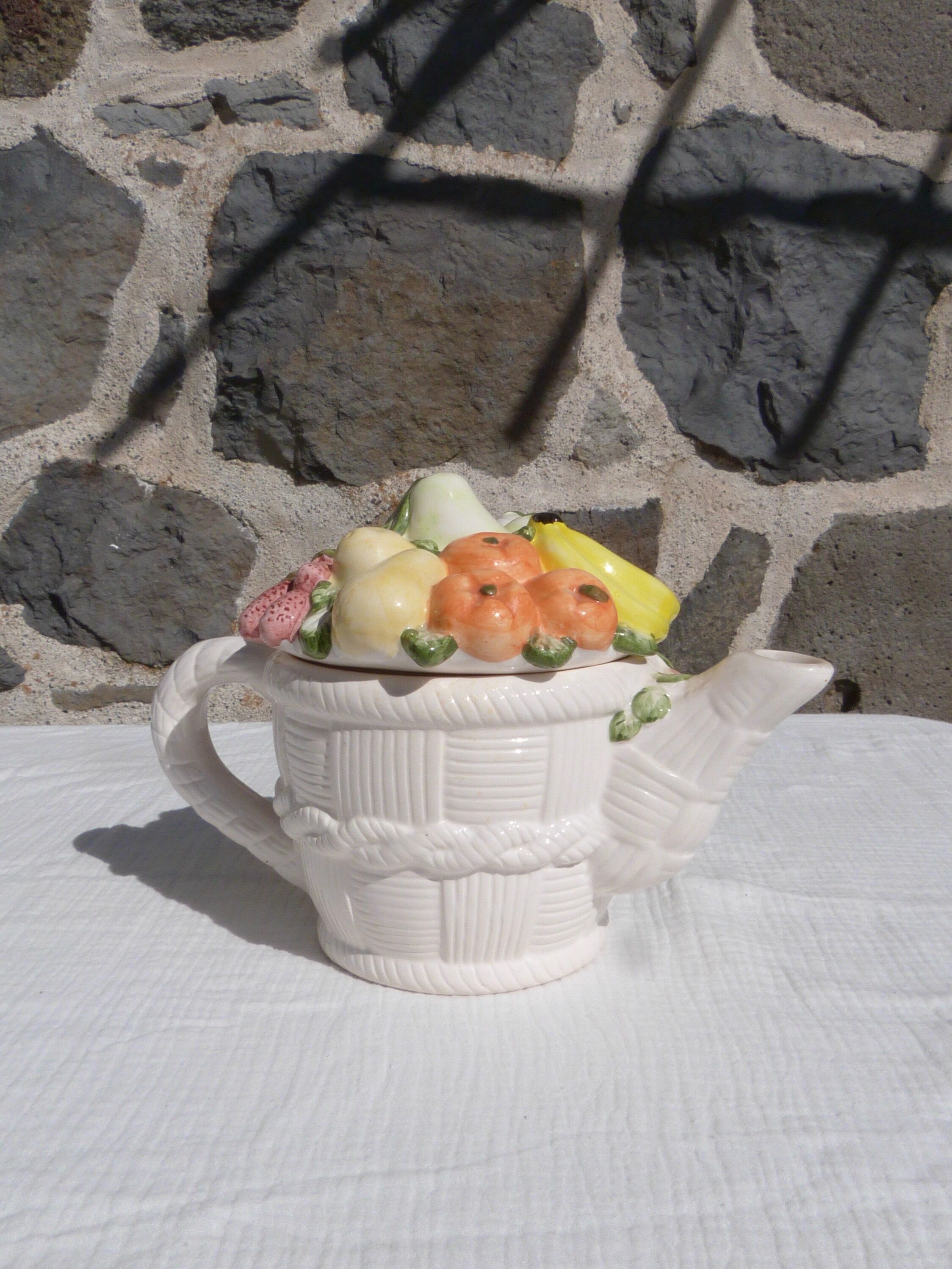 Fruit slurry teapot