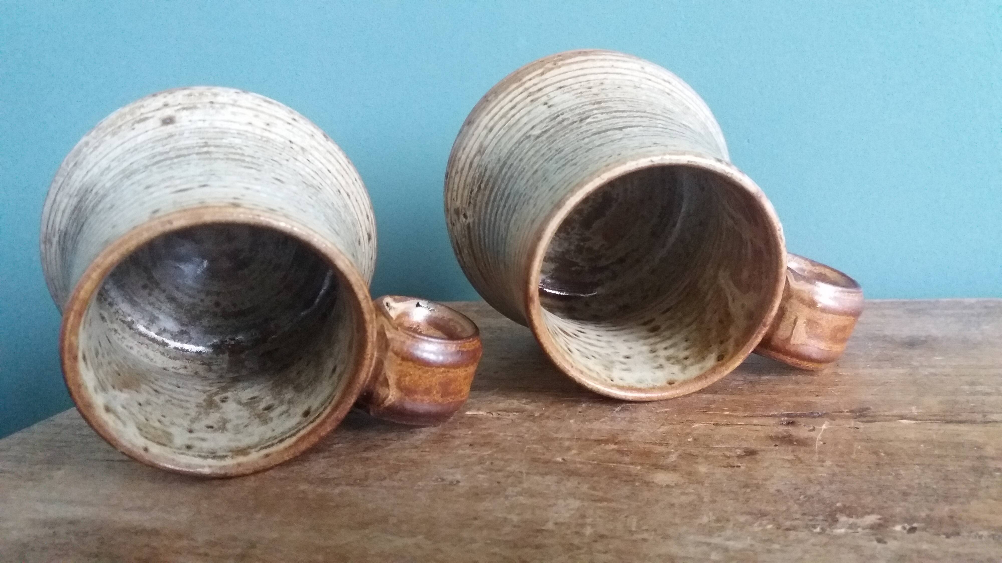 Tasses mugs en grès de Puisaye, Jean-Pierre Prud’homme
