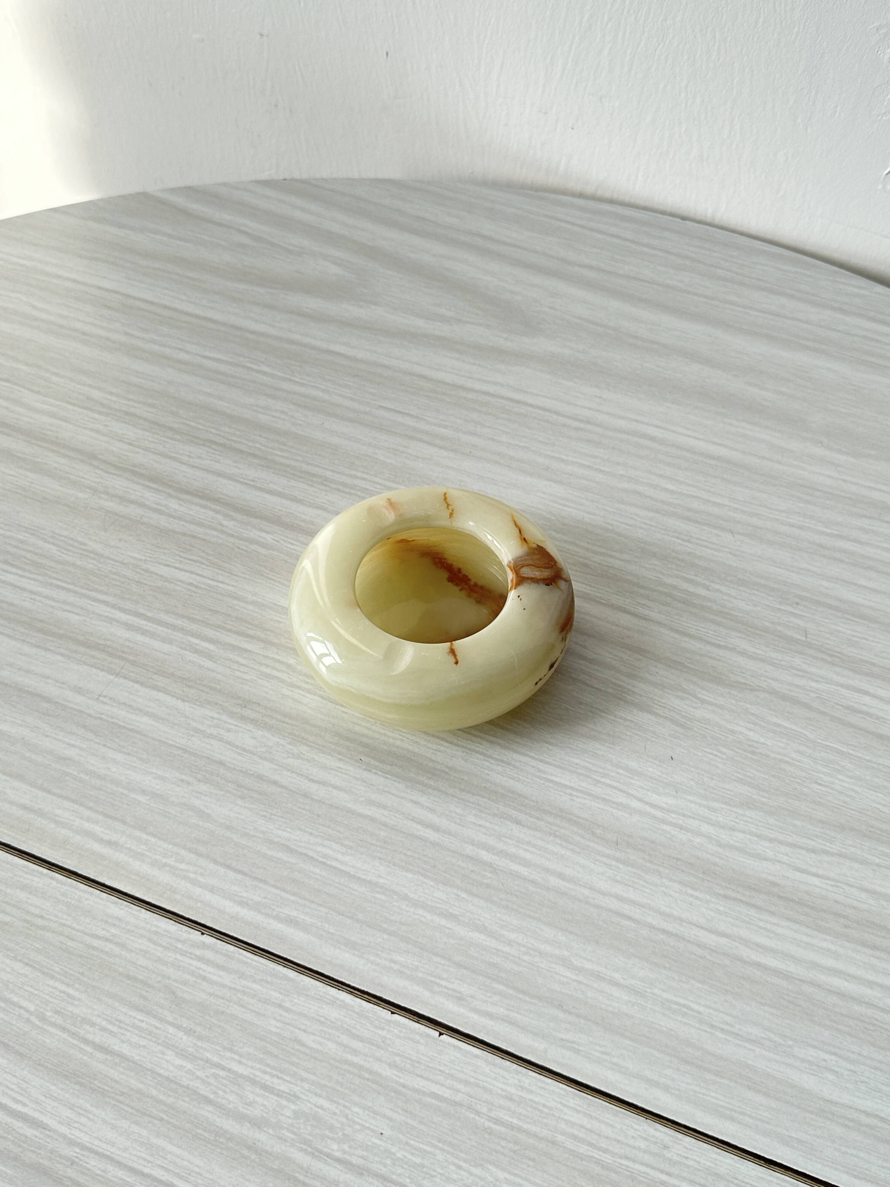 Round marble ashtray