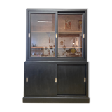 Window cabinet two black body