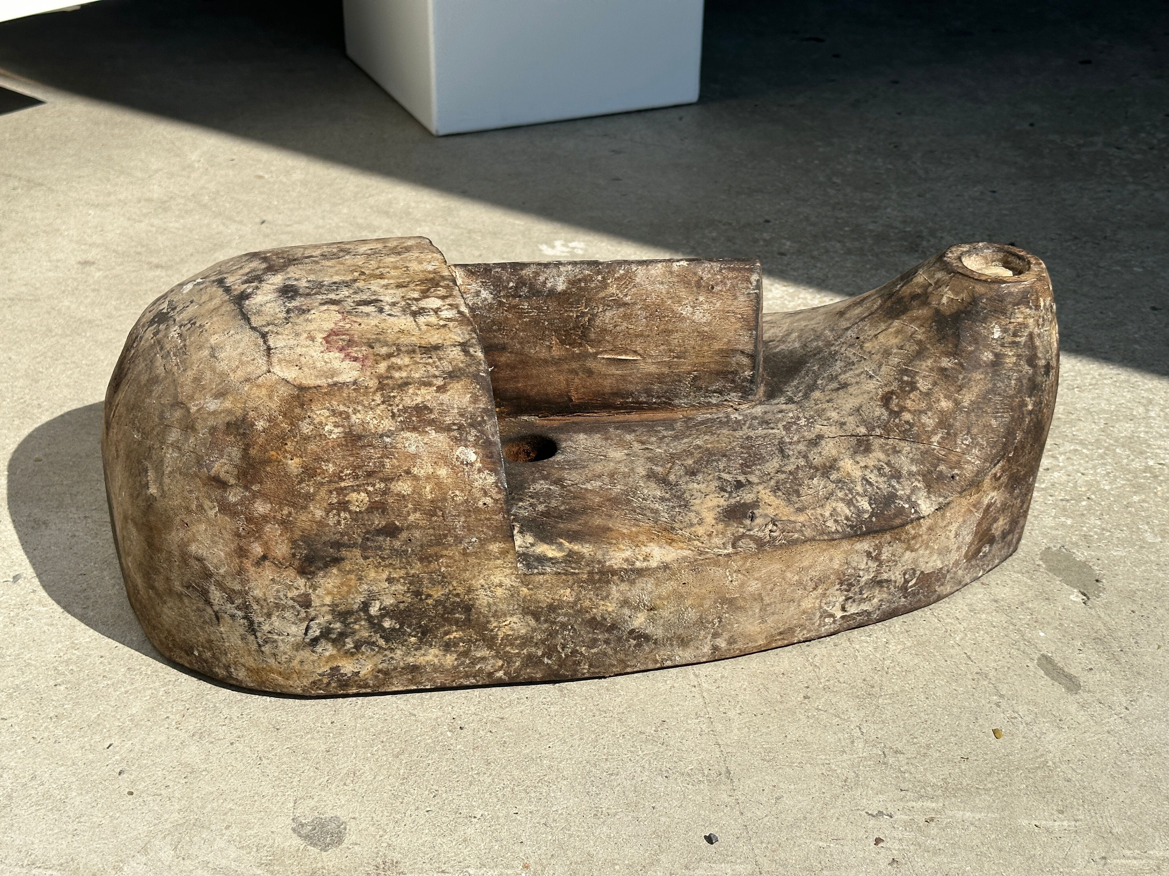 Large Timor mask in patinated wood H:50cm (2)