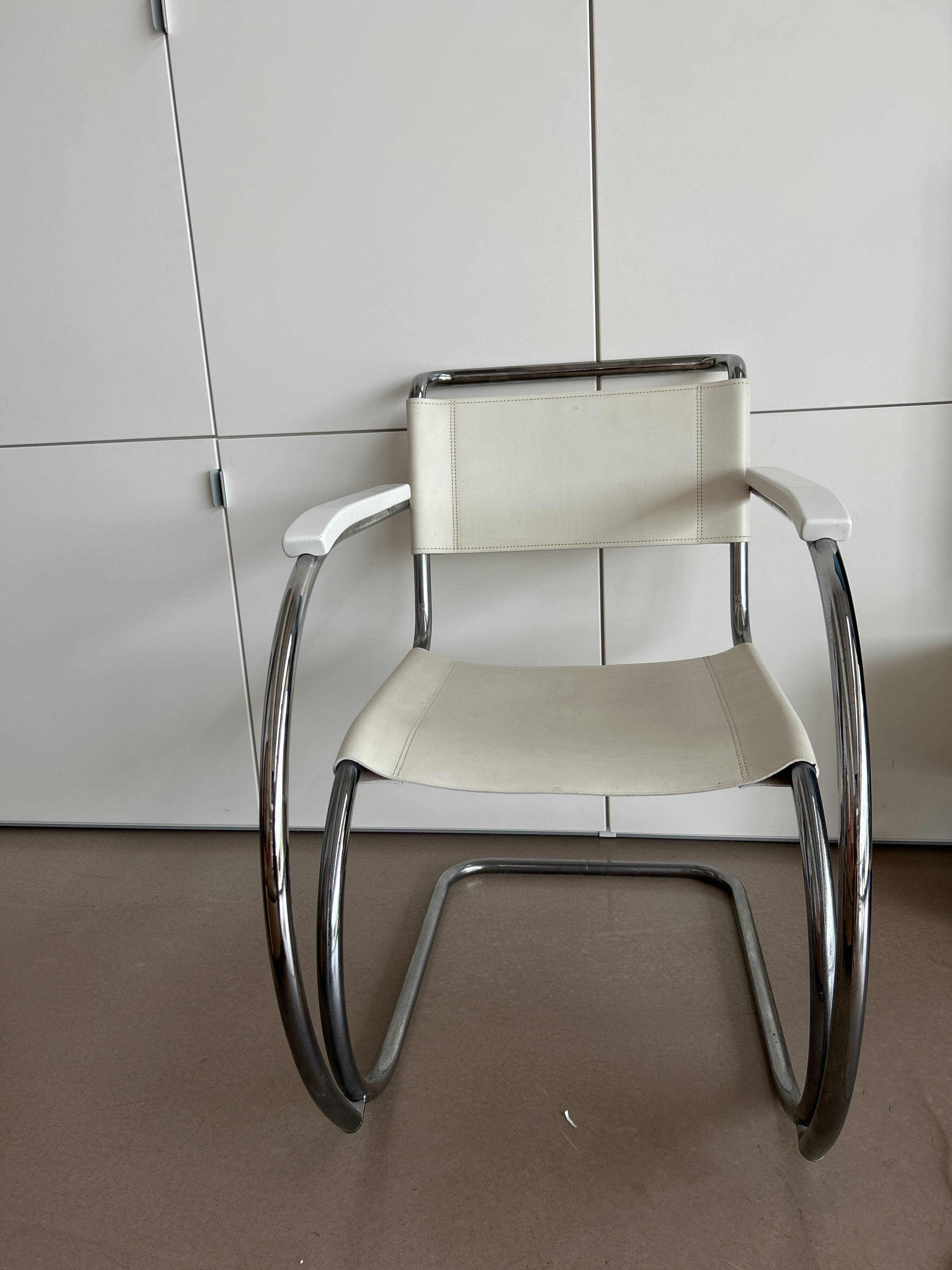 Mies van der Rohe armchair in white leather and chrome MR20 Thonet collection