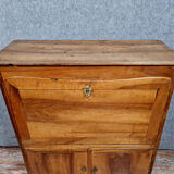 Secretary Louis XV era in solid walnut around 1750