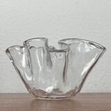 Vintage Scandinavian art glass bowl by Magnor, 1970s.