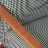 Fox chair blue hen's feet