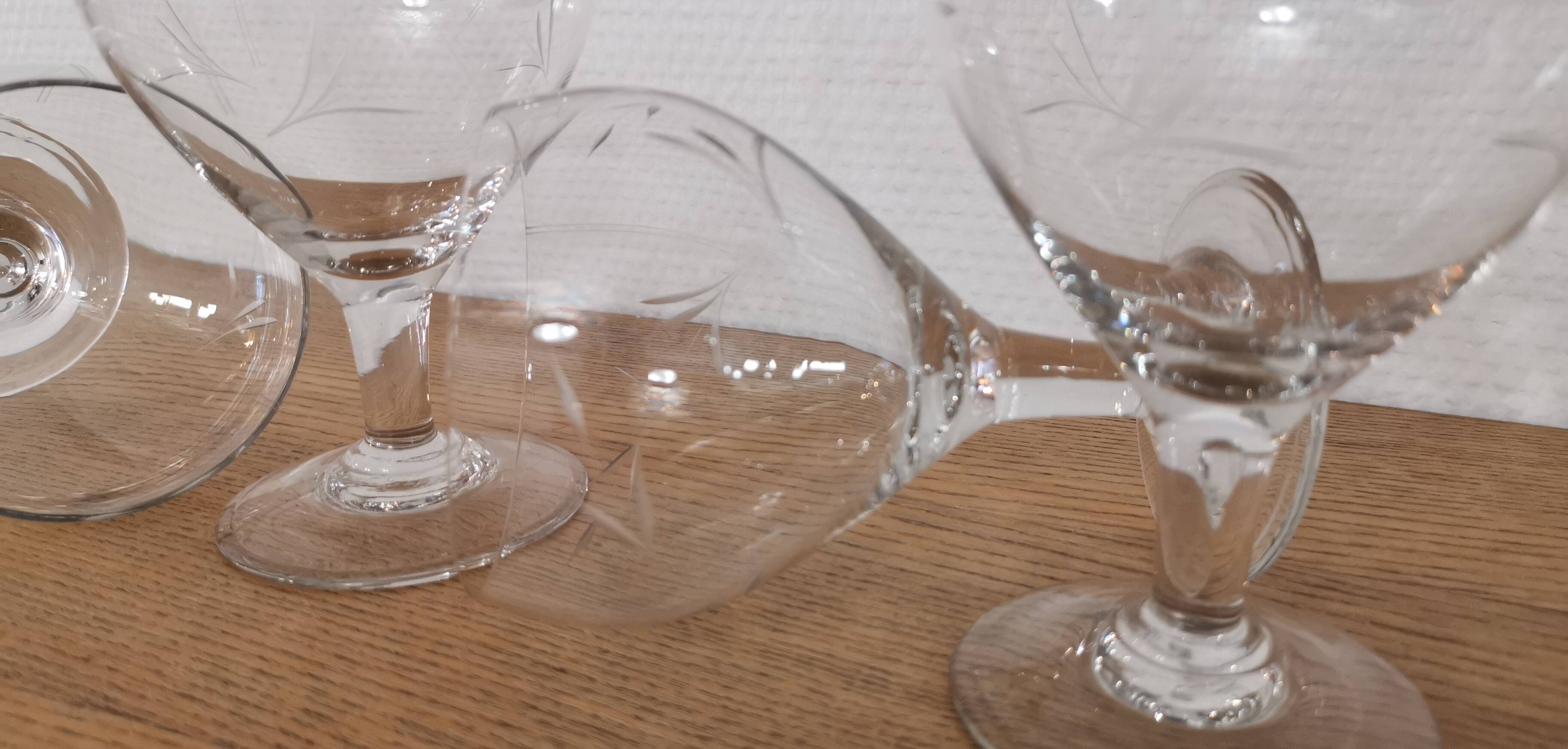 Set of 5 finely engraved vintage water glasses