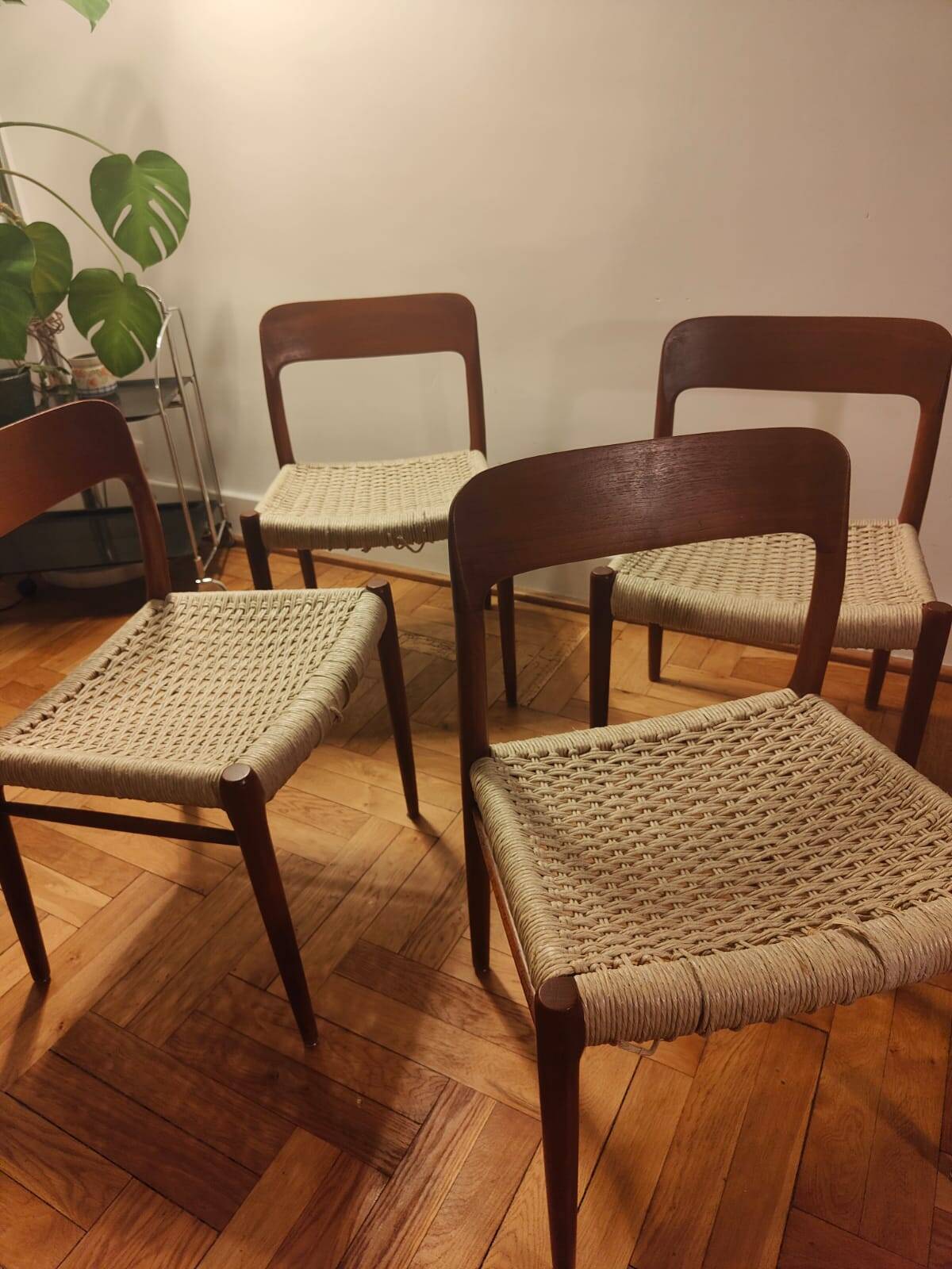 Chairs 75 Noels Otto Moller