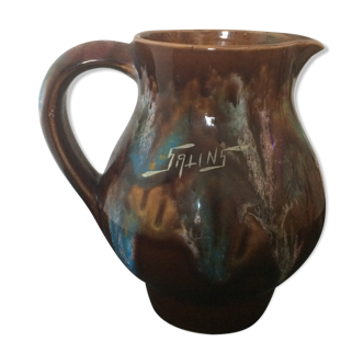 saline pitcher