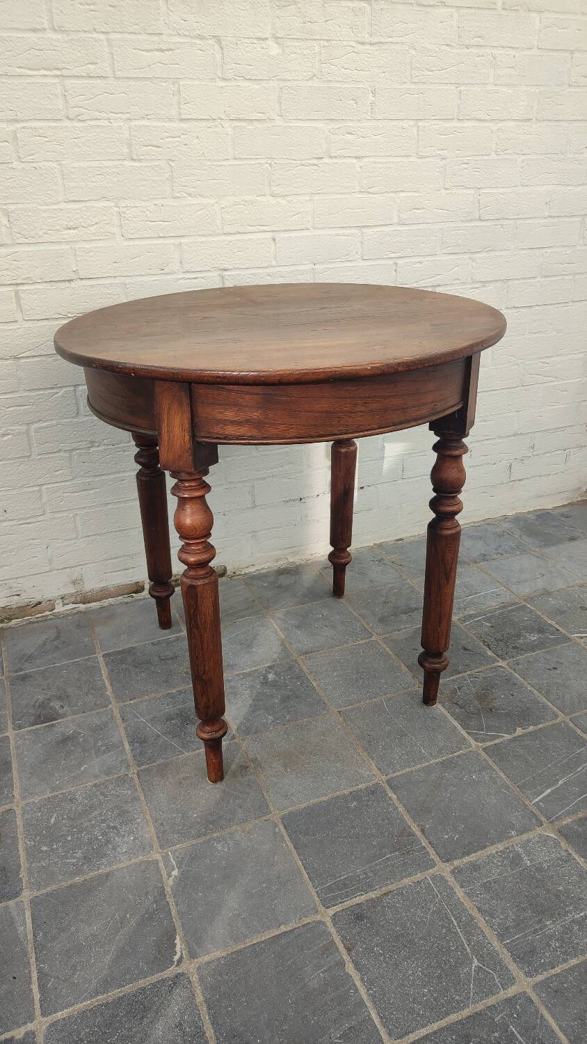 Antique round table 1920 elm
