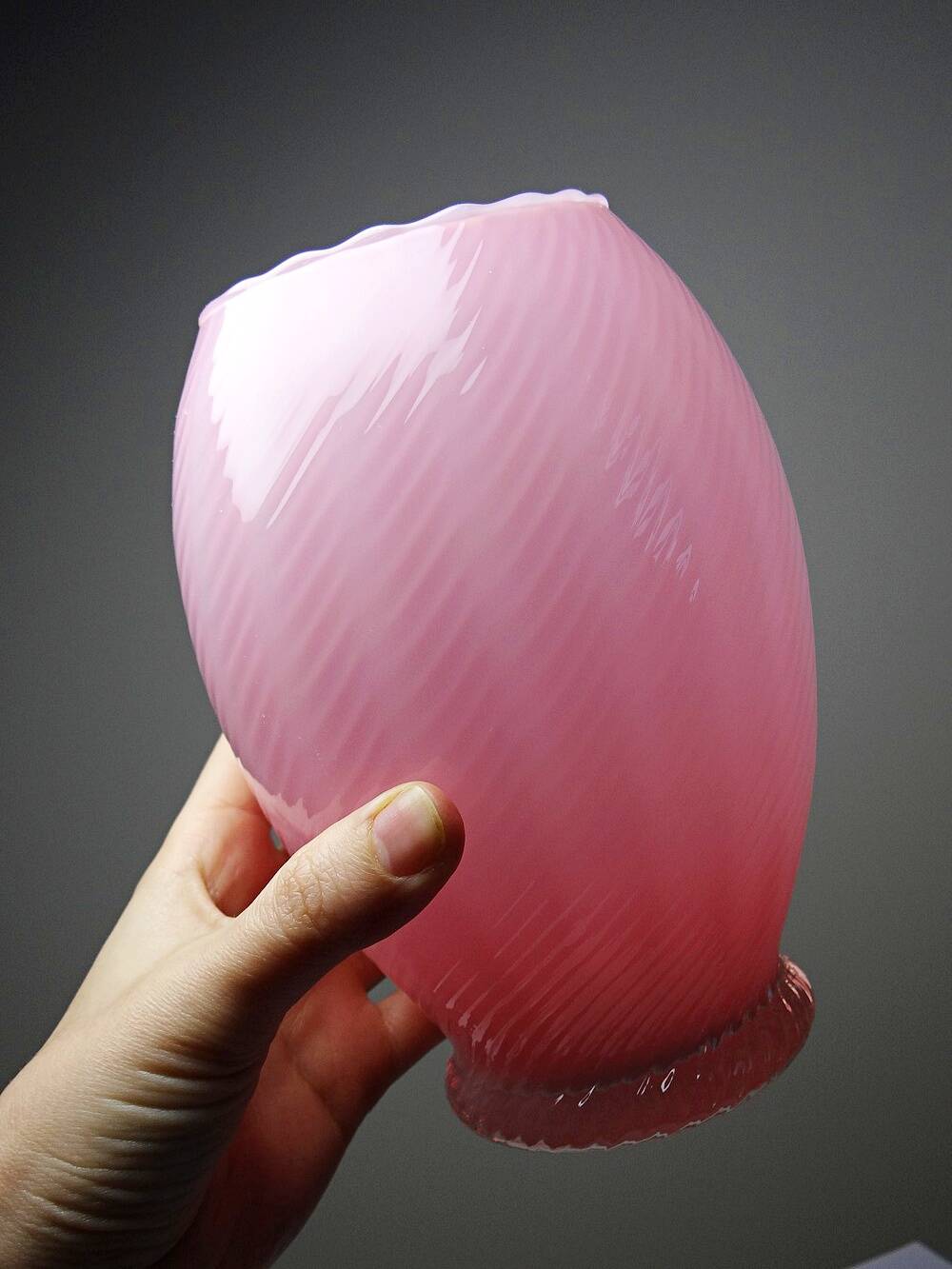 Small twisted pink opaline glass vase, Venetian Murano/Empoli vintage.