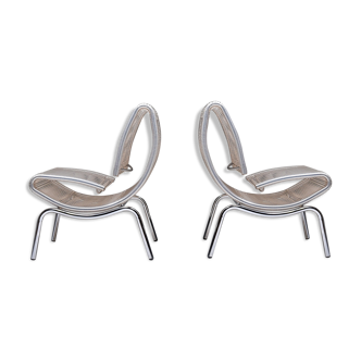 Paire post-moderne de chaises faciles en fil de chrome et de plastique - années 1960