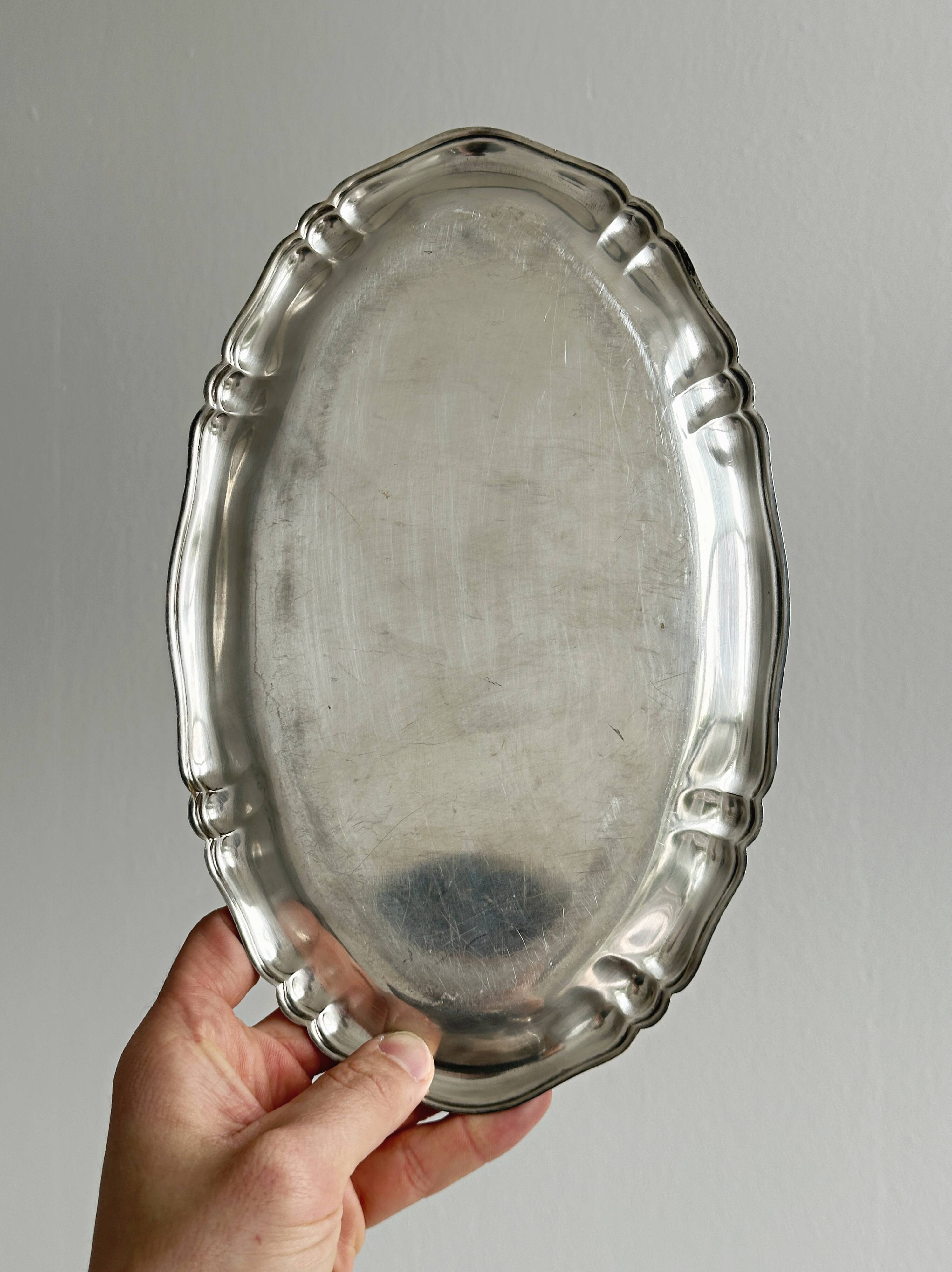 Small oval tray