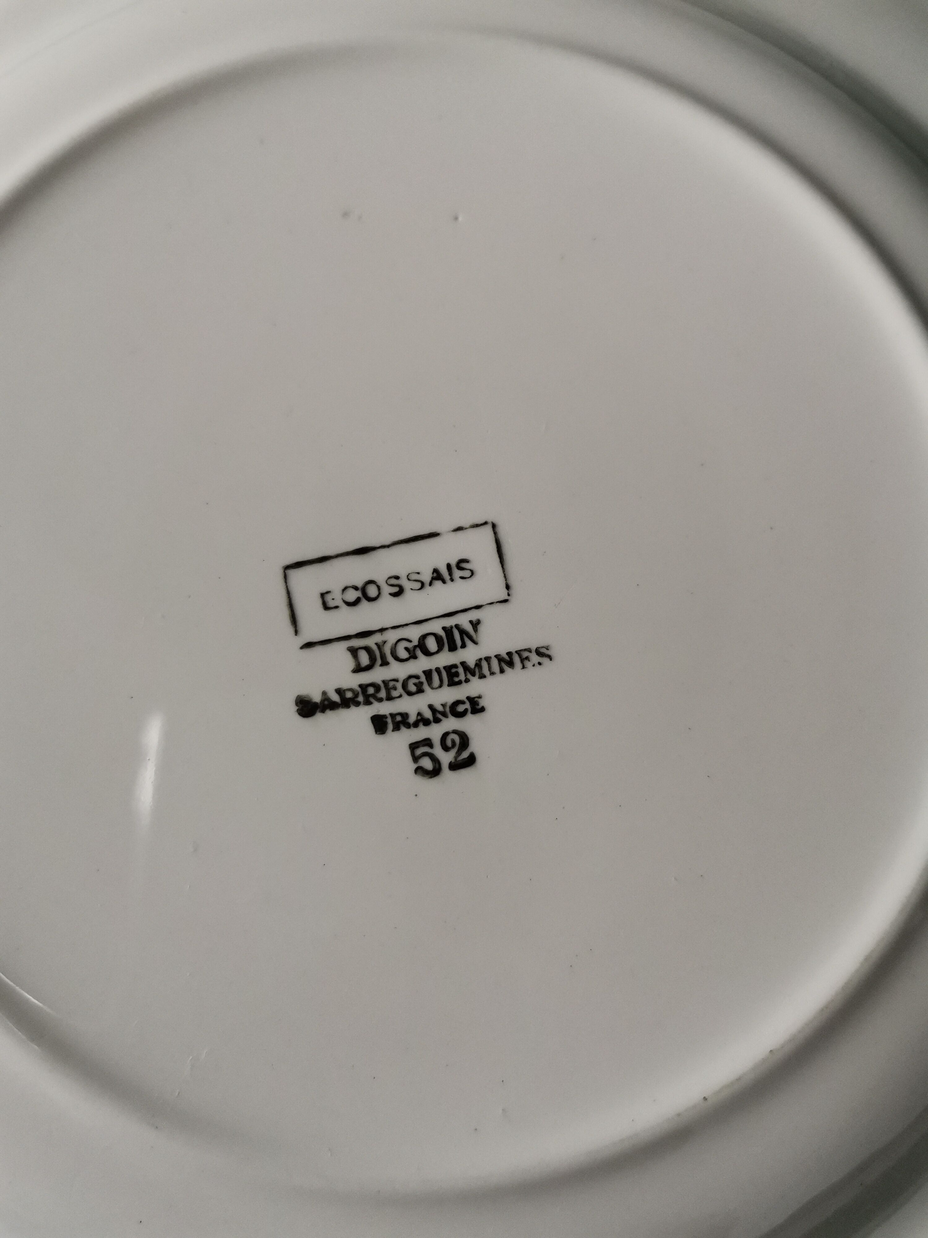 Digoin scottish plates