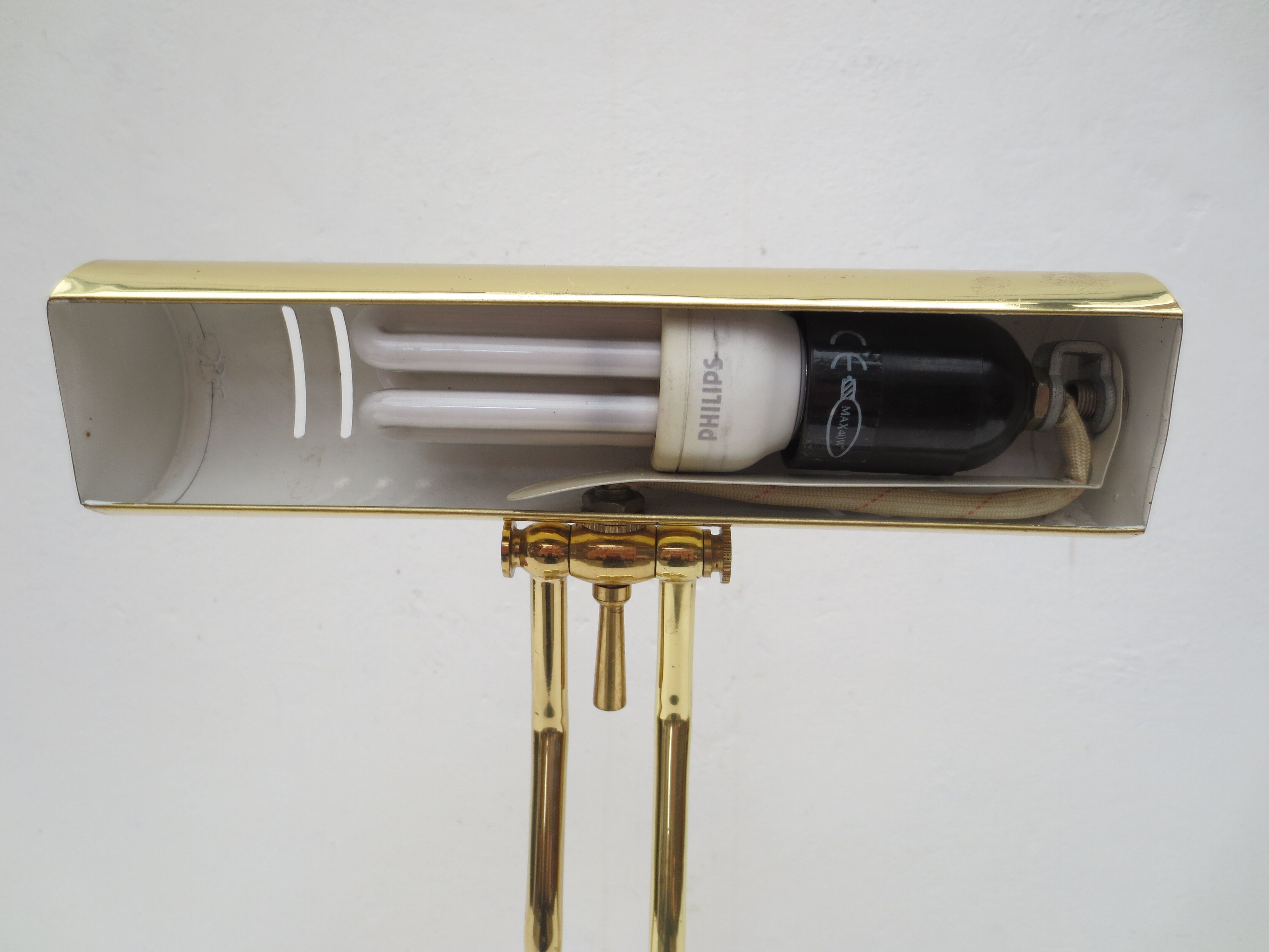Desk/bank lamp, hinged gilded brass