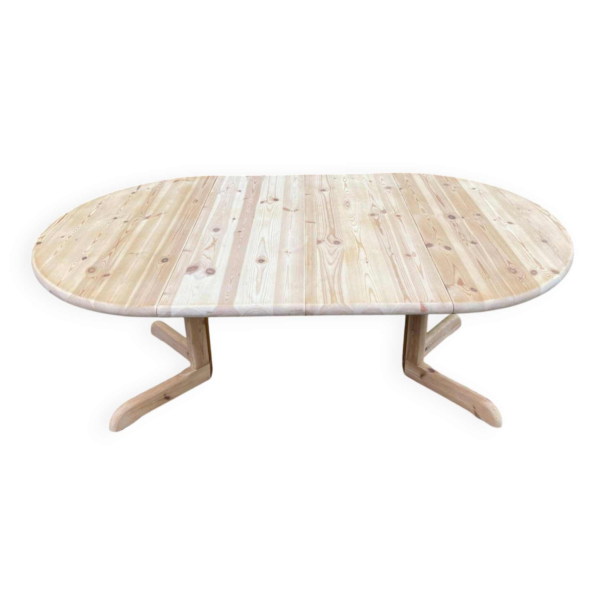 Round stripped extendable dining table in the style of Rainer Daumiller Hirtshals Sa.