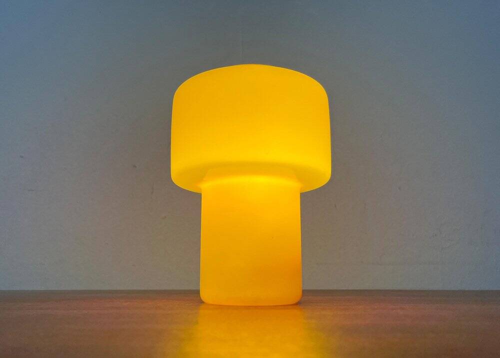 Mid-century yellow glass table lamp model 120 by Uno & Östen Kristiansson for Luxus, Vittsjö, Sweden, 1950s.
