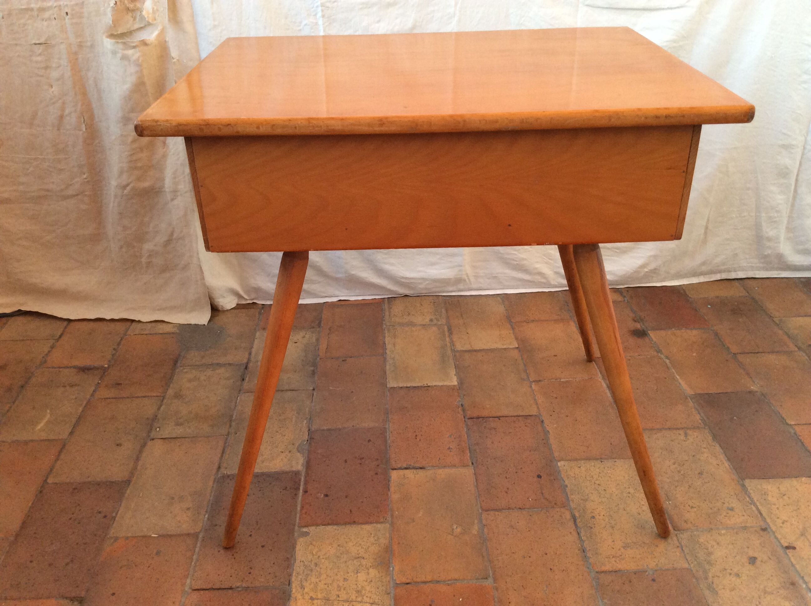 Vintage scandinavian office