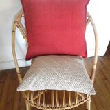 Cushion red