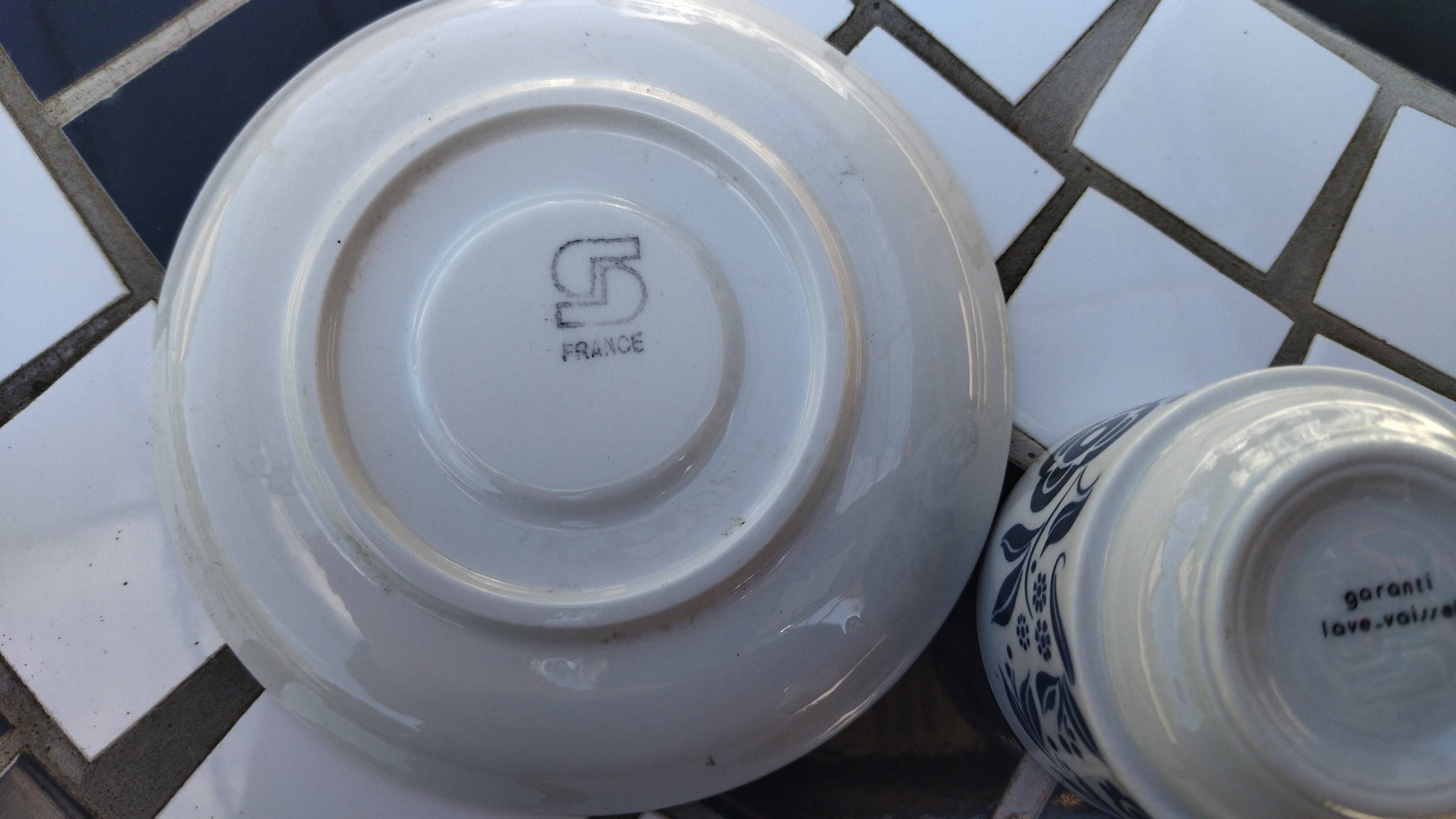 Espresso bar coffee cups set of 16 and 8 saucers