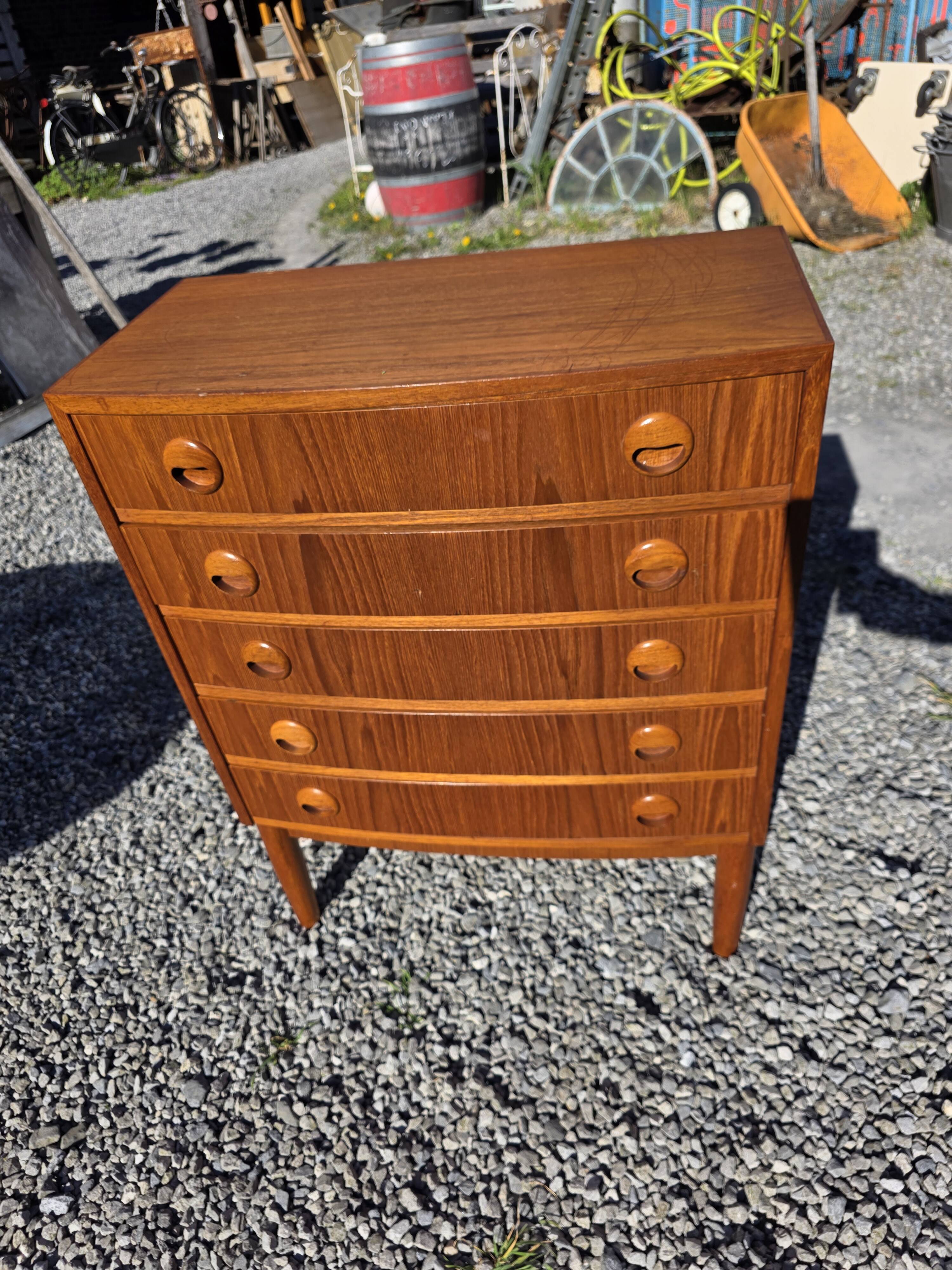 Scandinavian curved teak commode, Kai Kristiansen, 1960