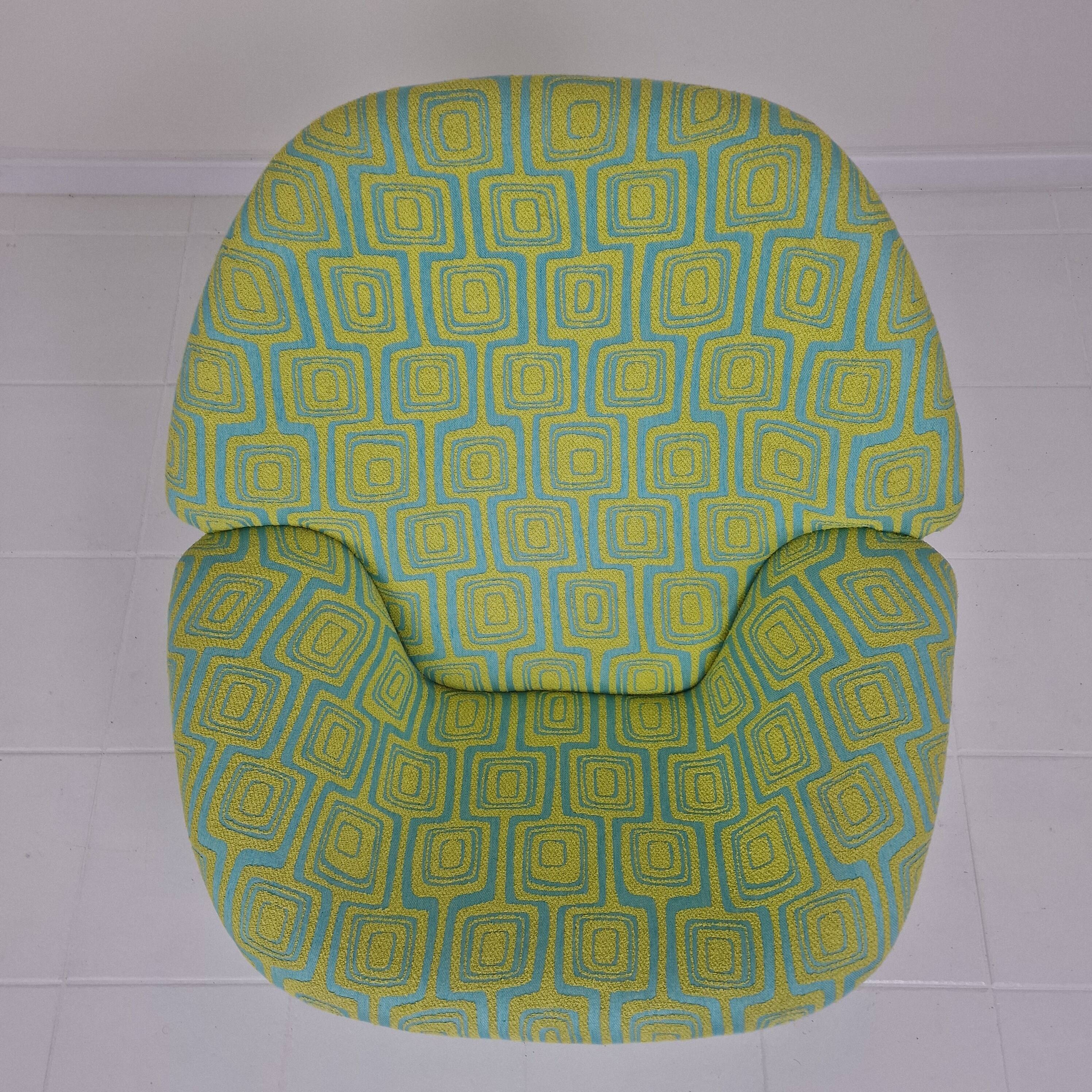 Mid-Century F555 Chair by Pierre Paulin for Artifort, 1980's