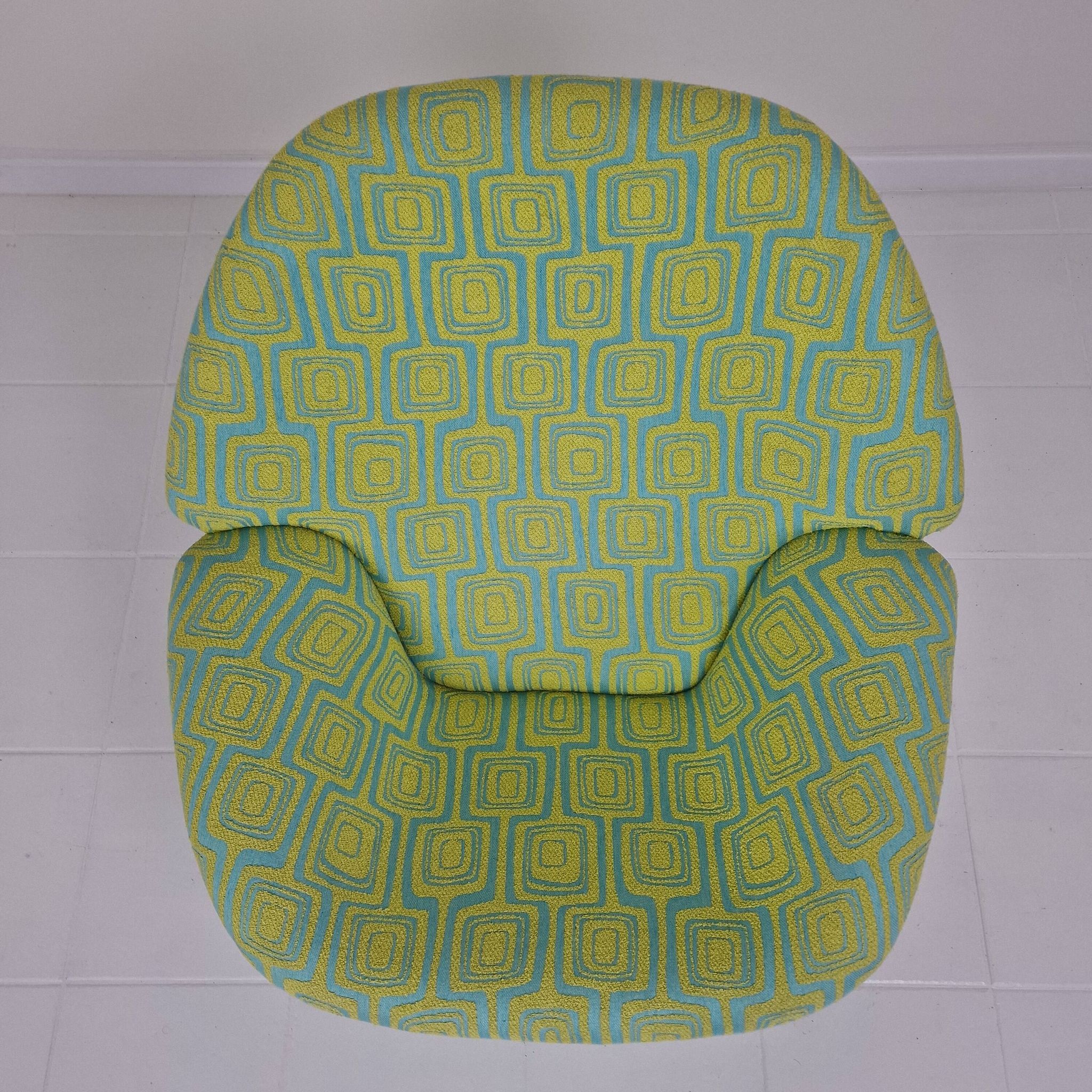 Mid-Century F555 Chair by Pierre Paulin for Artifort, 1980's
