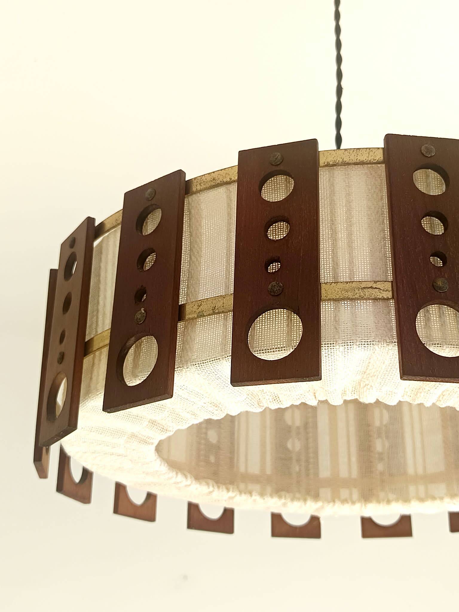 Suspension scandinave teck et tissu vers 1960