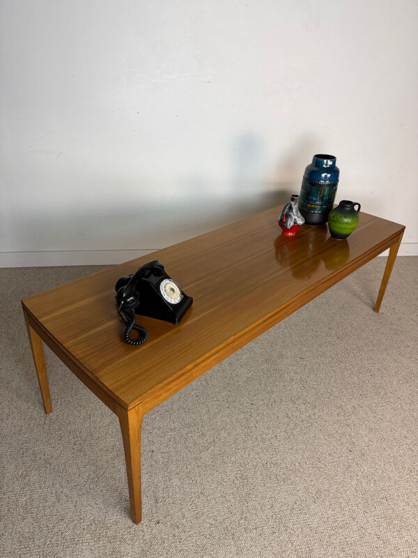 Table basse vintage de style scandinave – Édition allemande WR