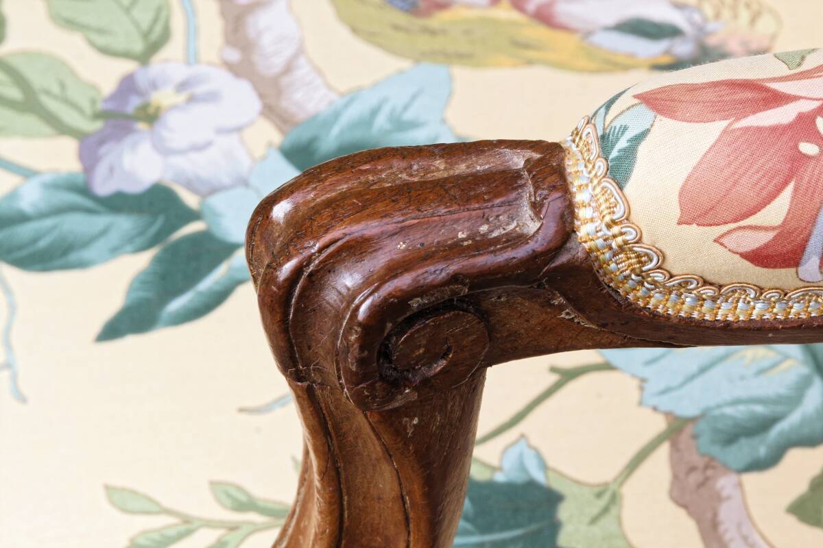 Cabriolet armchair, Louis XV period, 18th century