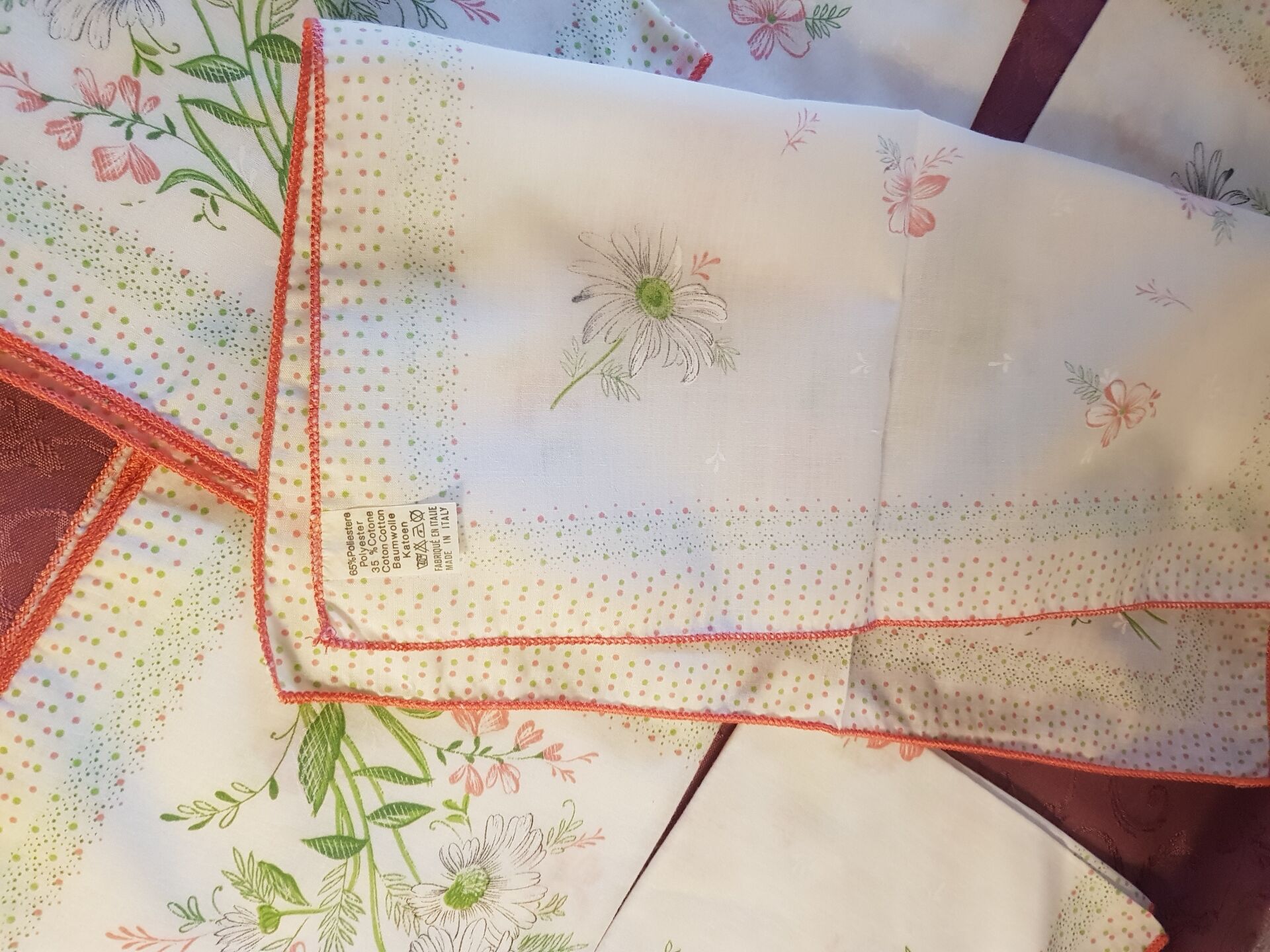 Set of 6 square table napkins