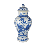 Former chinese potiche blue white
