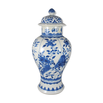Former chinese potiche blue white