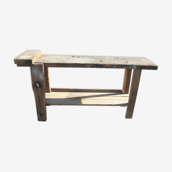 Oak and coniferous workbench