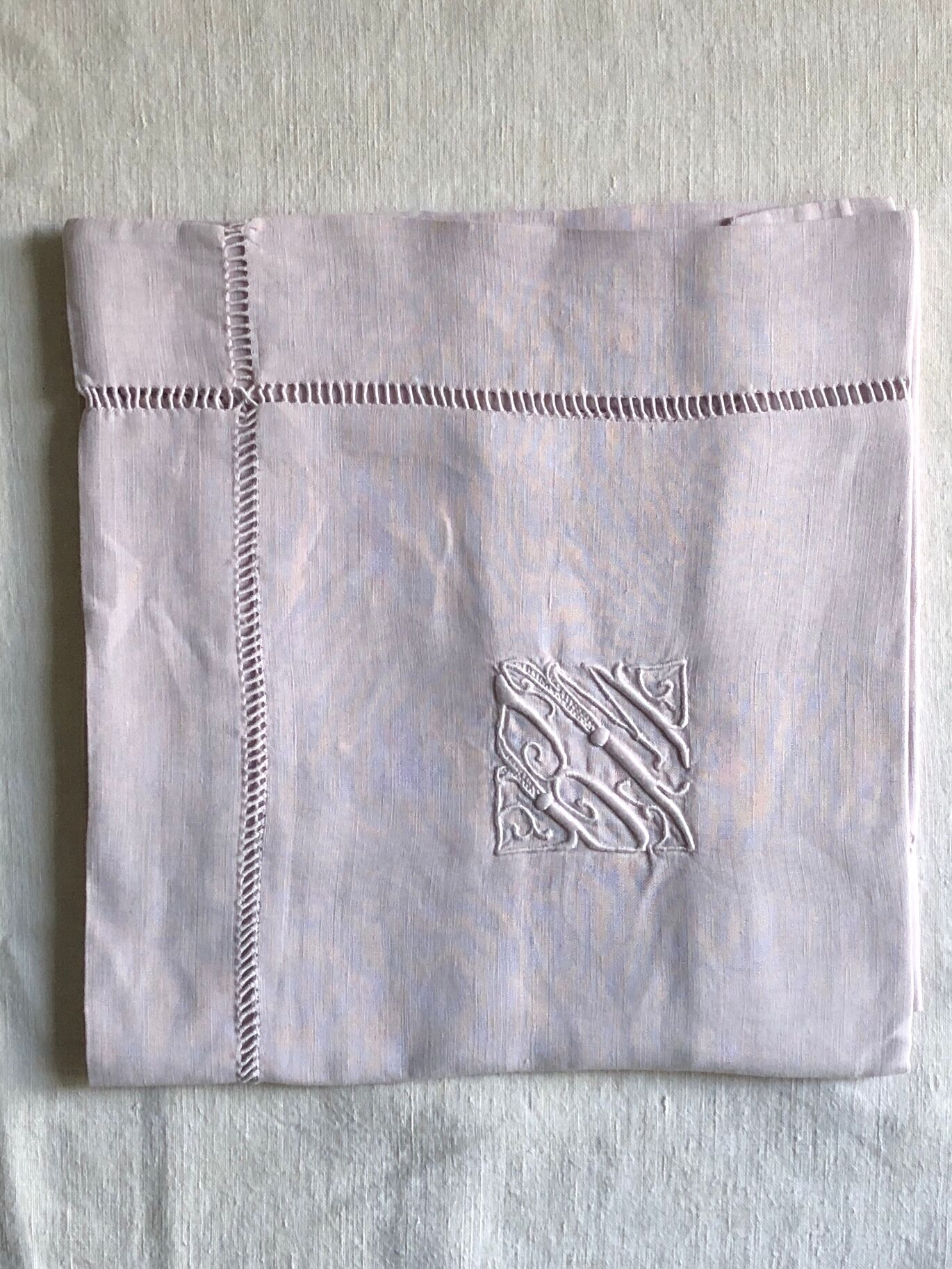 Antique pillowcase in pure linen lilac