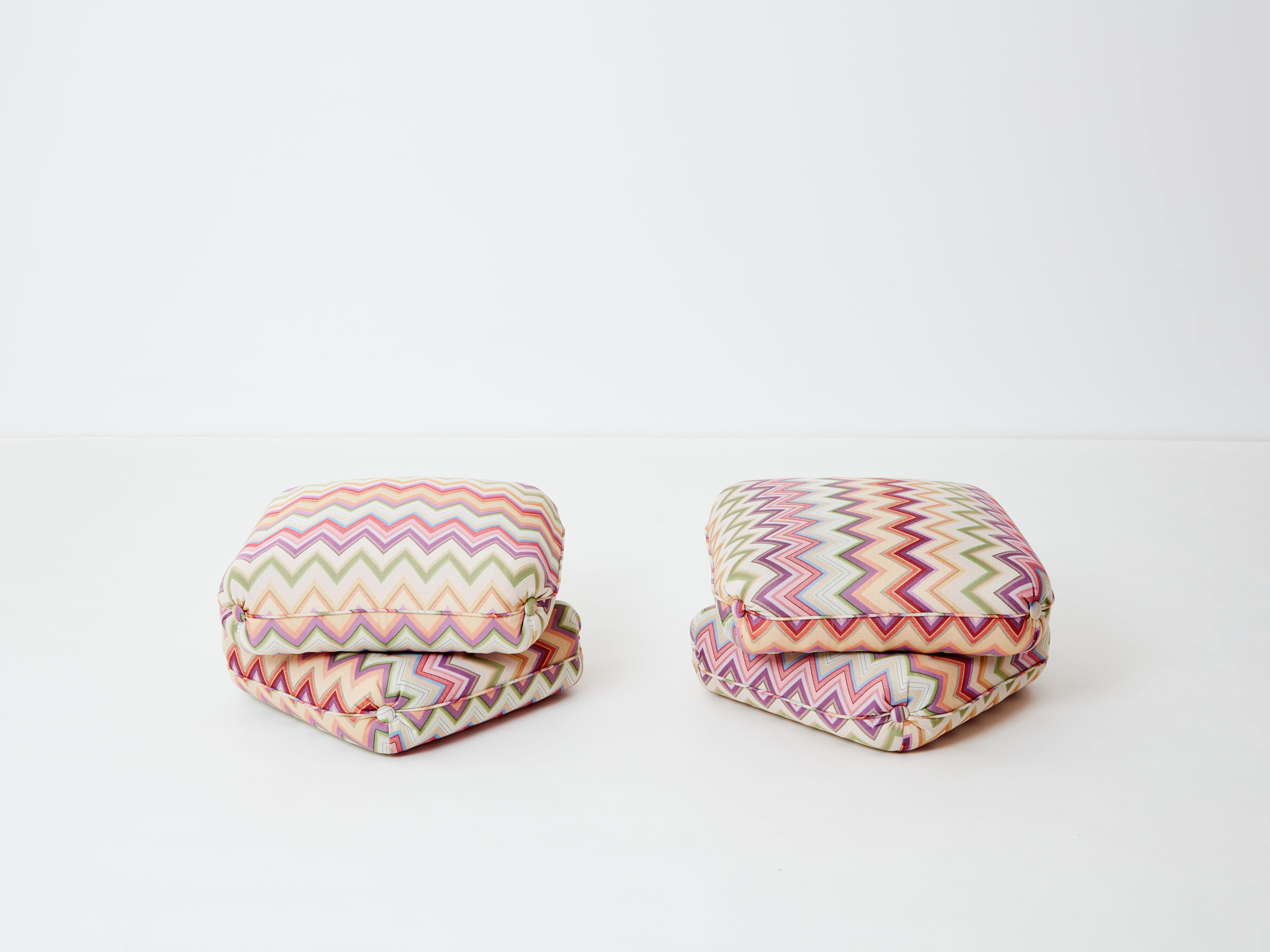 Paire de poufs 1970