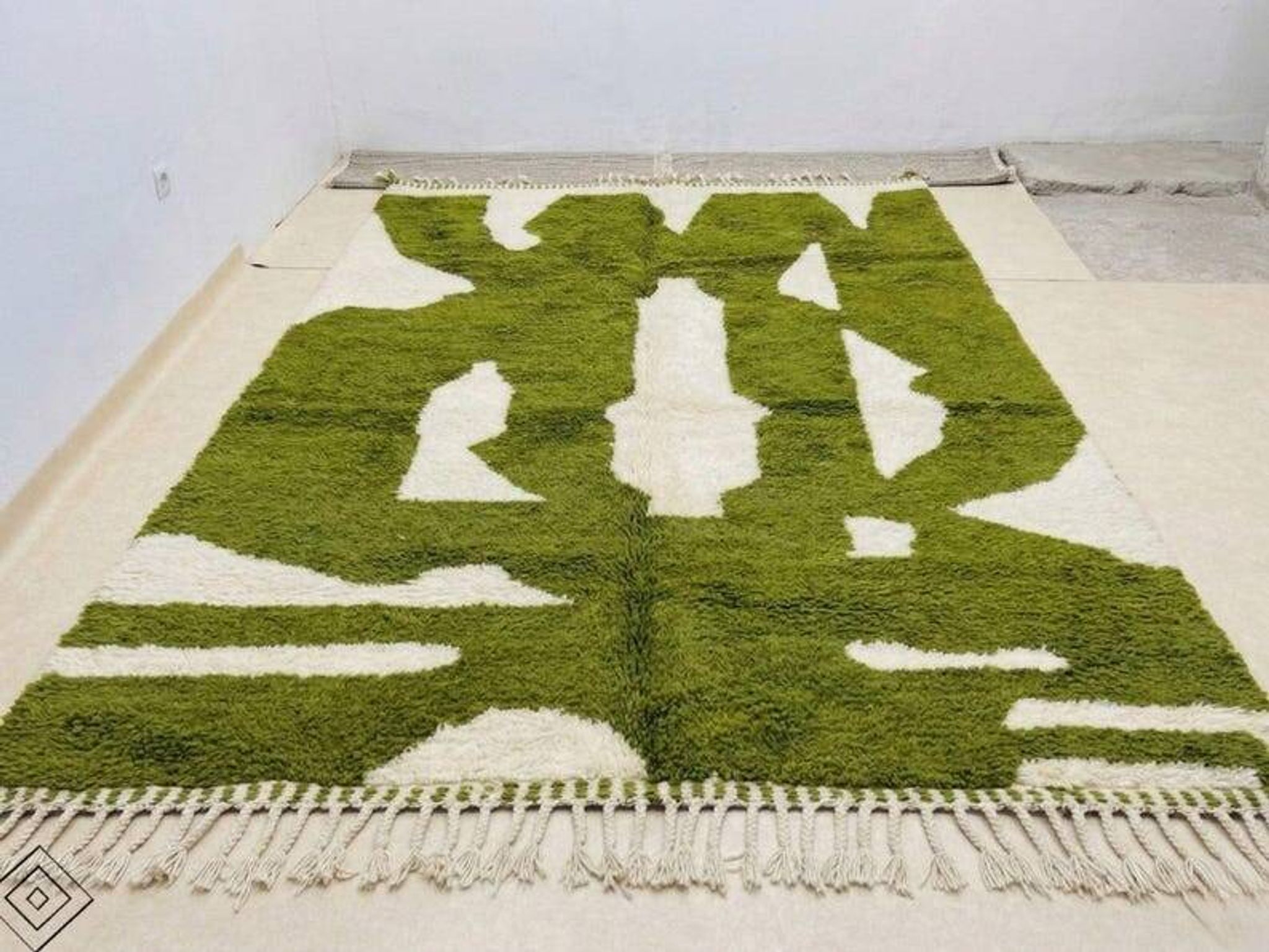 Unique Berber Moroccan rug 250cm x 200cm