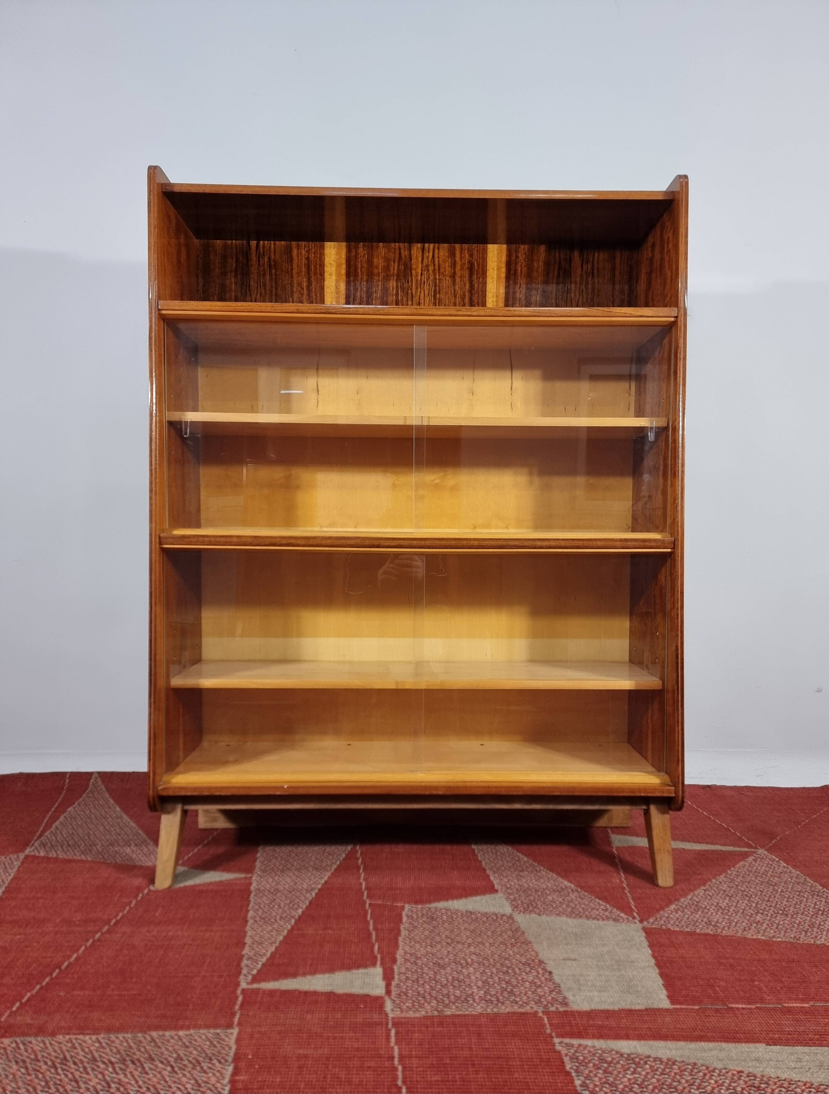 Vitrine vintage marron de Tatra, 1970