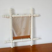 Miroir de barbier en bois effet bambou blanc 46 x 31 cm