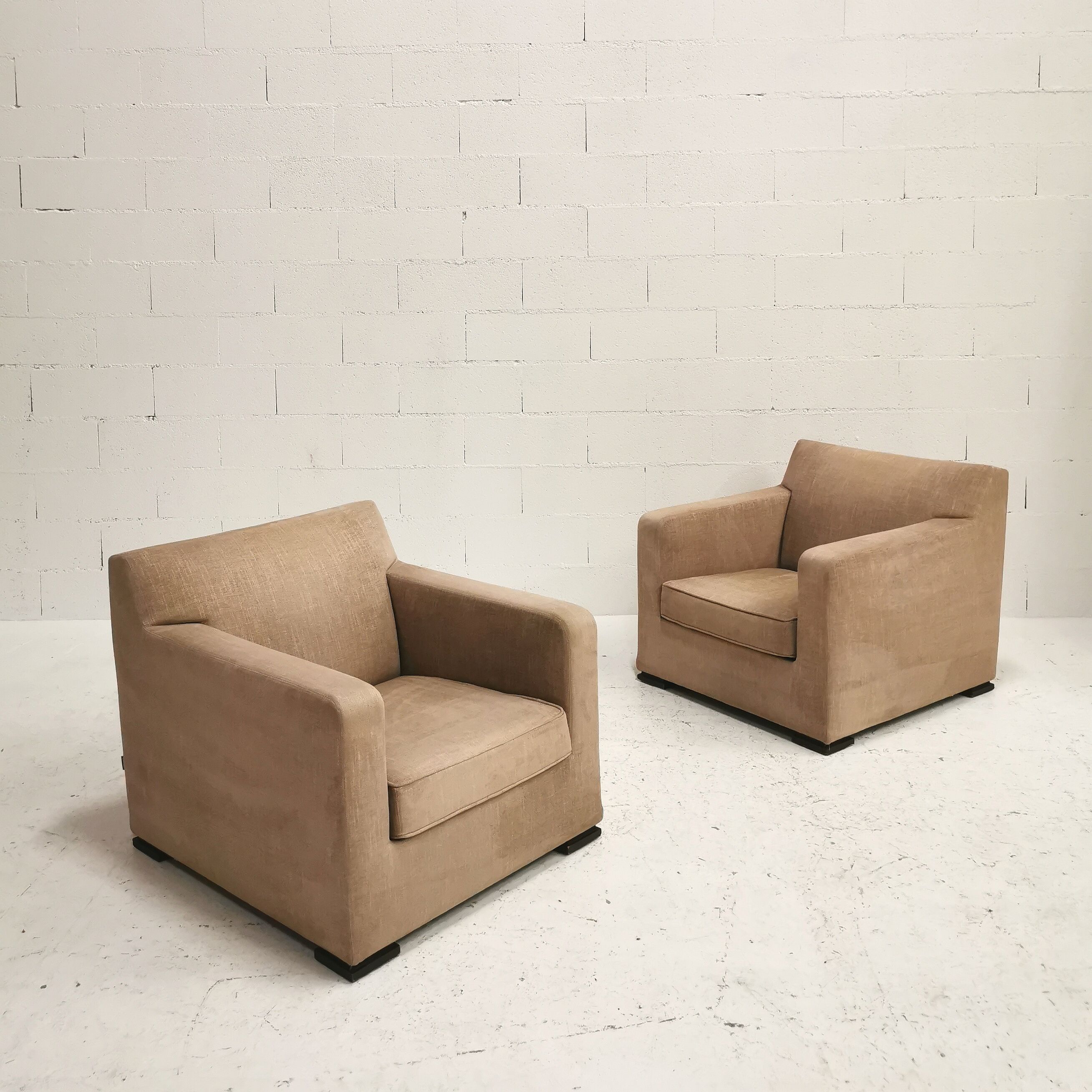 Paire de fauteuils contemporains, Ligne Roset