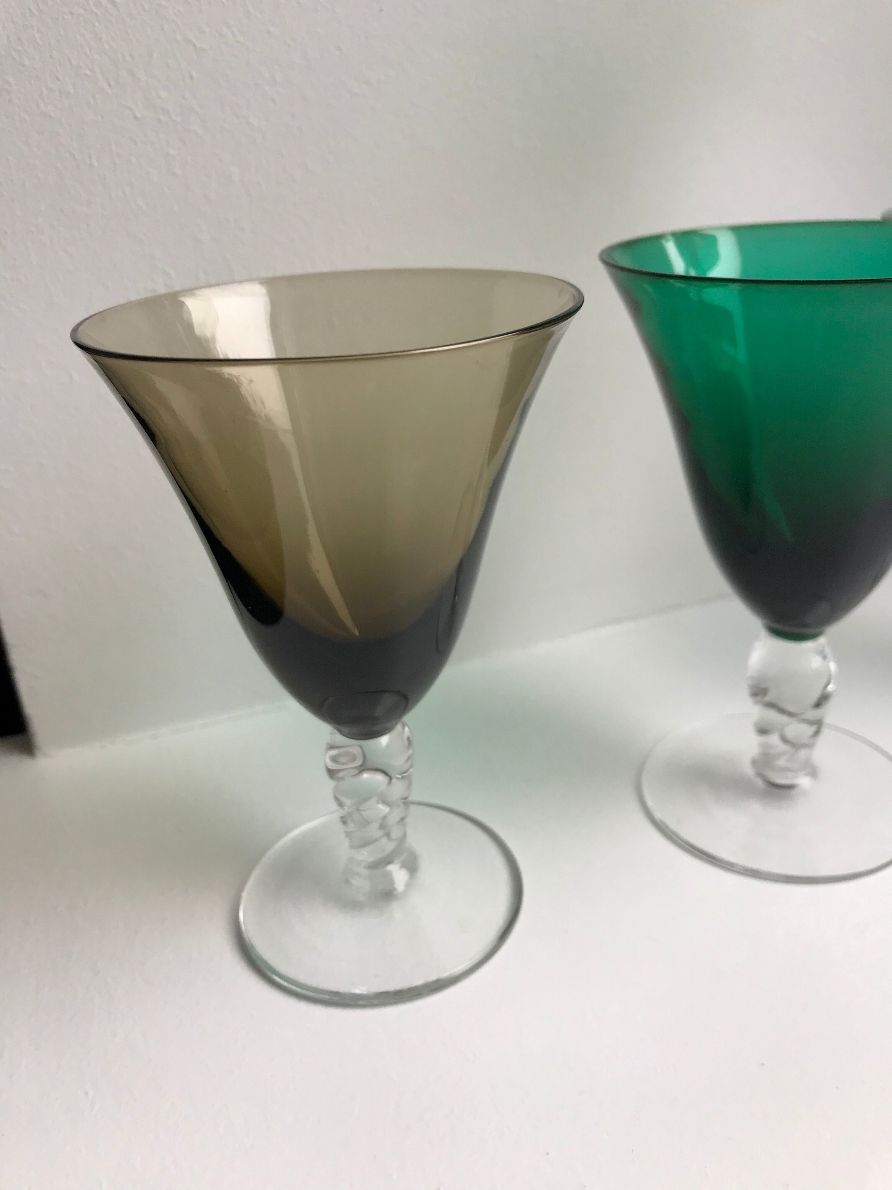 Set of 4 colored wine glasses feet worked 50s